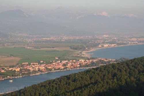 Albergo Ristorante Gori Амеля Екстериор снимка
