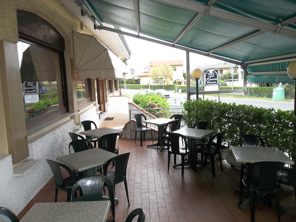 Albergo Ristorante Gori Амеля Екстериор снимка