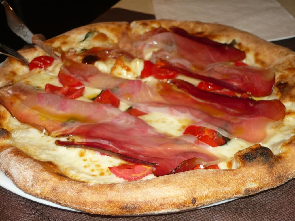 Albergo Ristorante Gori Амеля Екстериор снимка